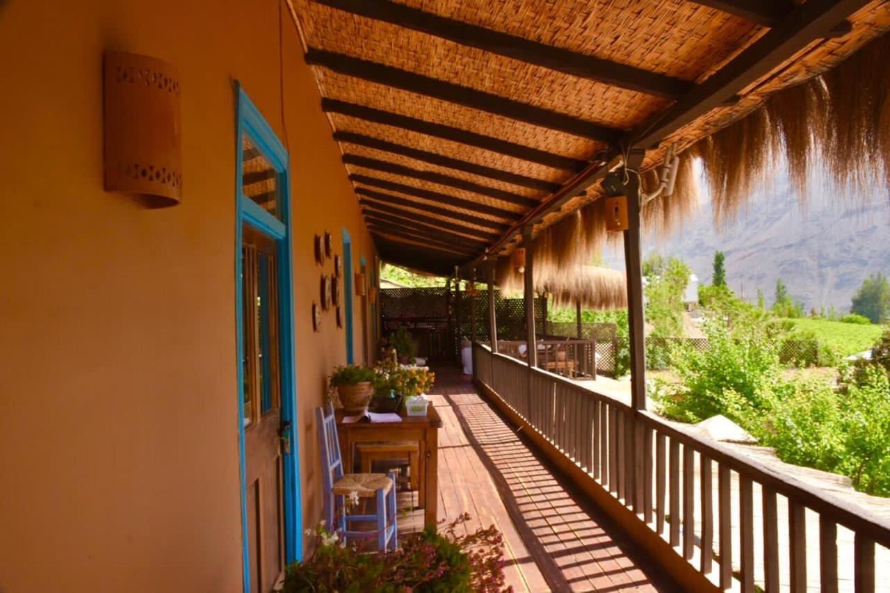 Refugio Misterios Del Elqui Bed and Breakfast Pisco Elqui Εξωτερικό φωτογραφία